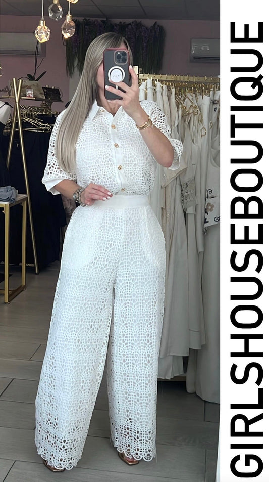 White Embroidery Elegance Blouse & Pant Set (Tiene elástico en la cintura)