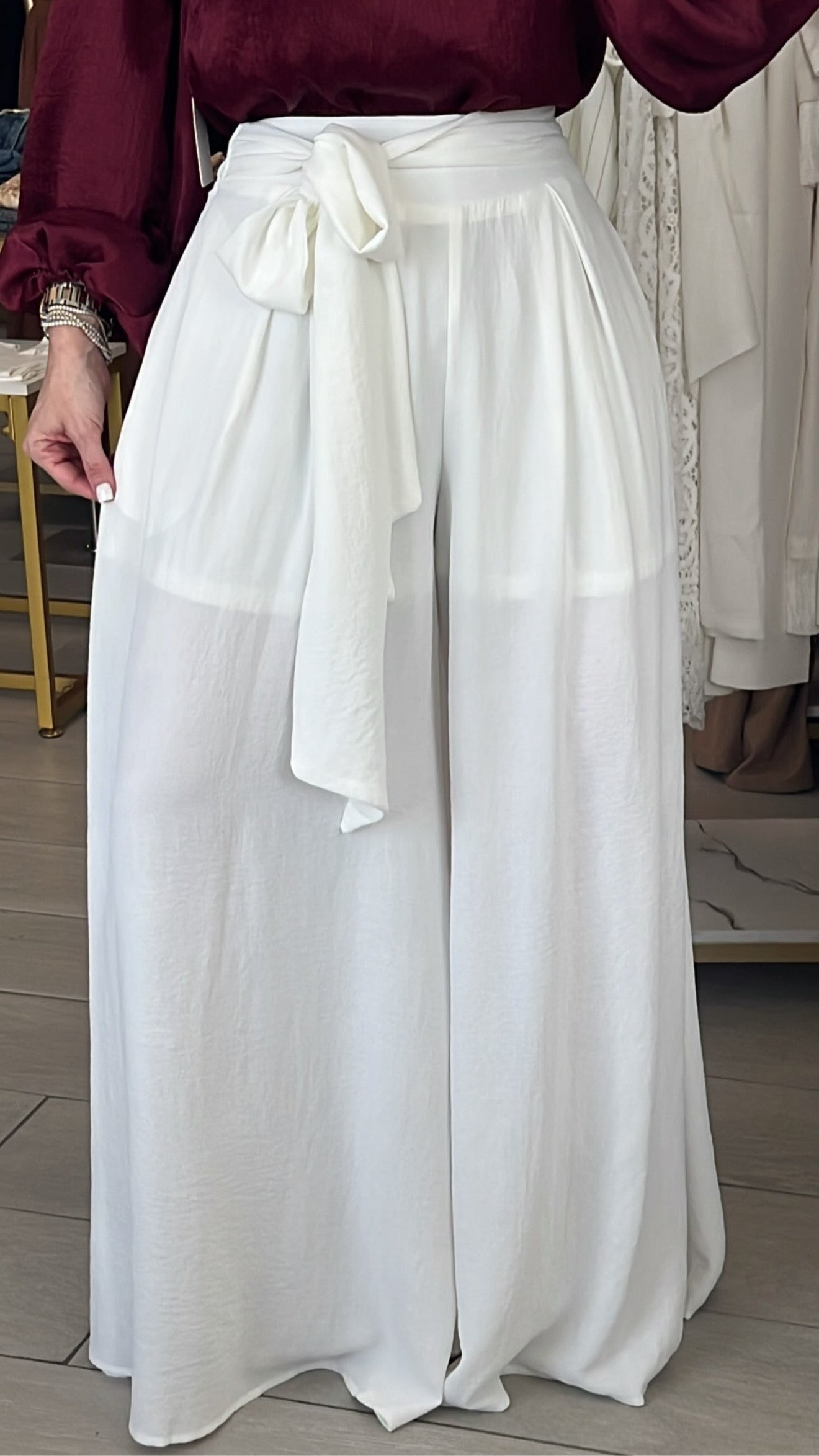 White High Waisted Textured Elegance Palazzo
