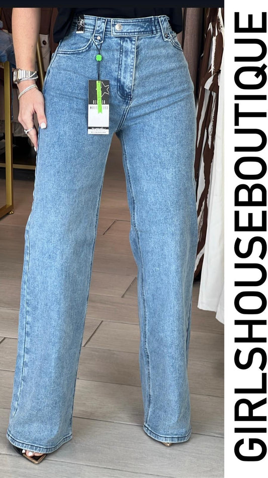 Vibrant High Waisted Light Denim Jeans