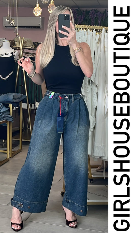 Adjustable Baggy Pleated Jeans