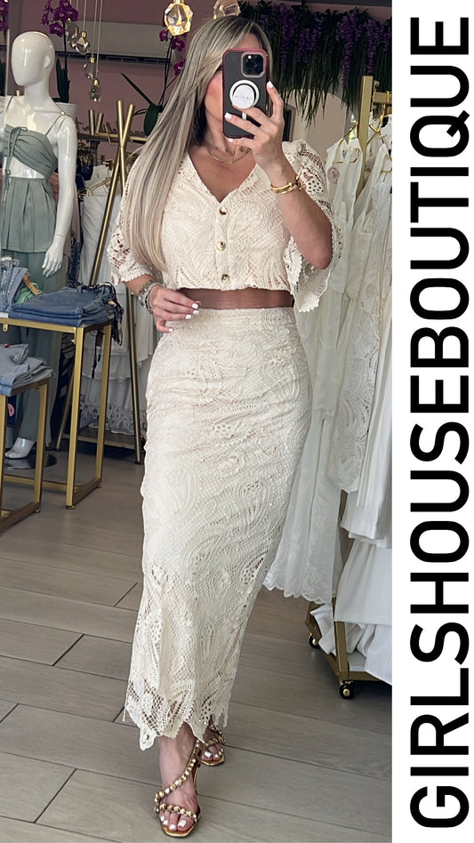 Femme Sand Croché Top & Skirt Set