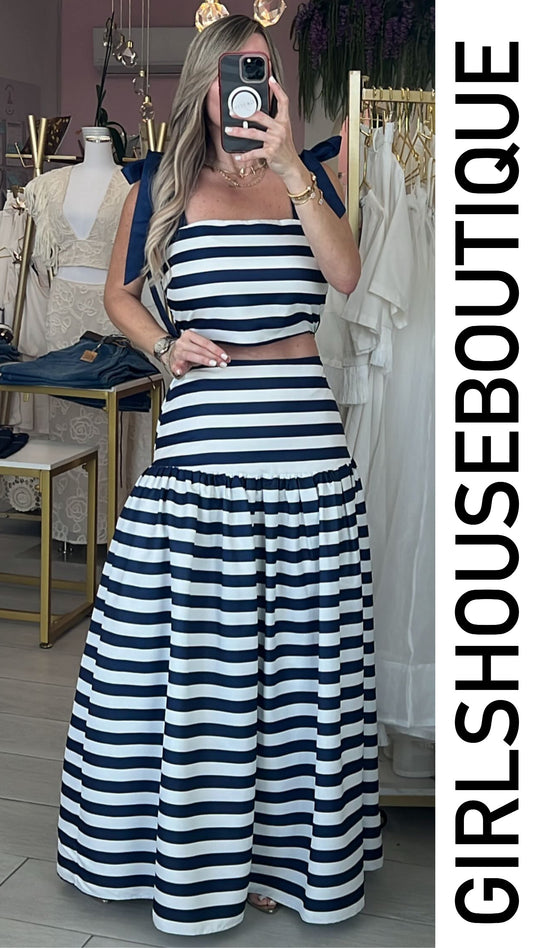 Náutica Navy Top & Skirt Set