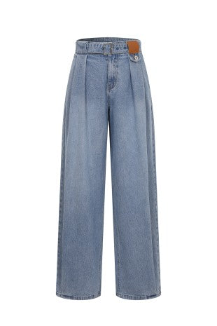 Leonor Pleated Loose Fit Barrel Jeans