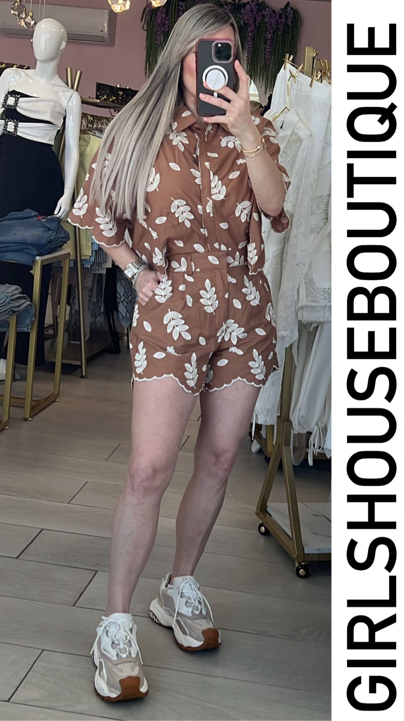 Coffee Embroidery Leaf Short Set