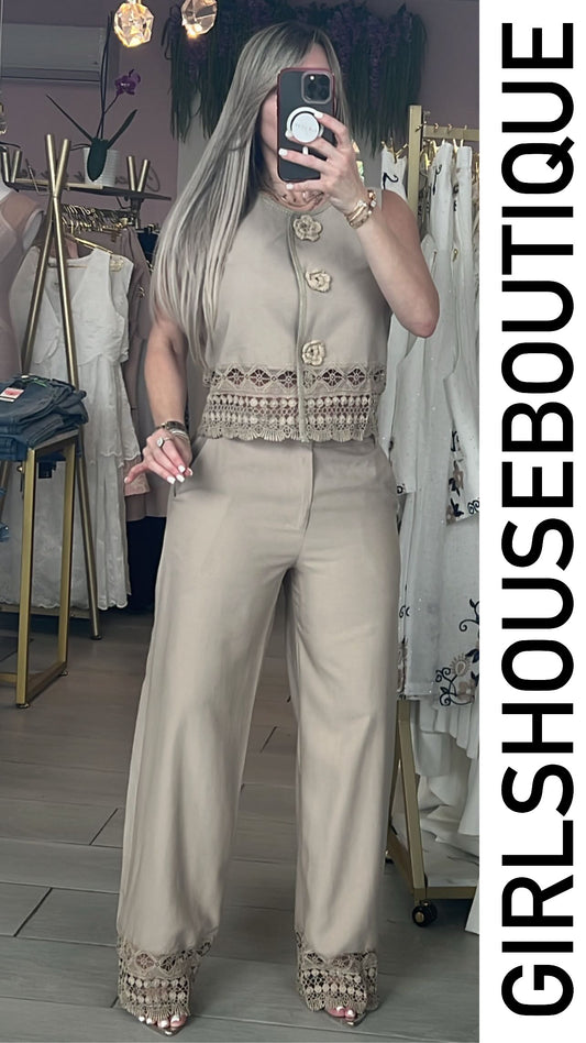 Kaky Nilo & Mundillo Vest & Pant Set