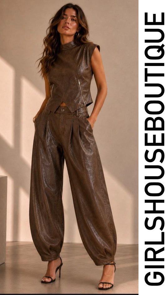Luxe Leather Top & Pant Set (Tiene elástico en la cintura)