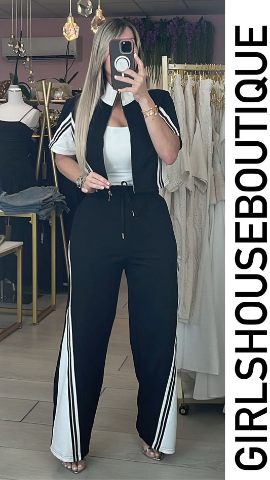 Black/White Modern Zip-Up Travel Set