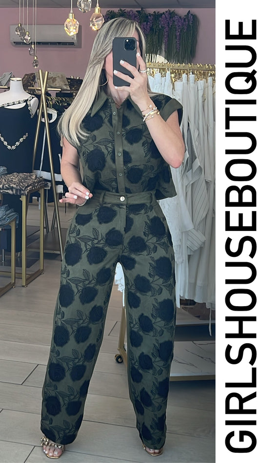 Olive / Black Bloom Suede Top & Pant Set (Tiene elástico el pantalón)